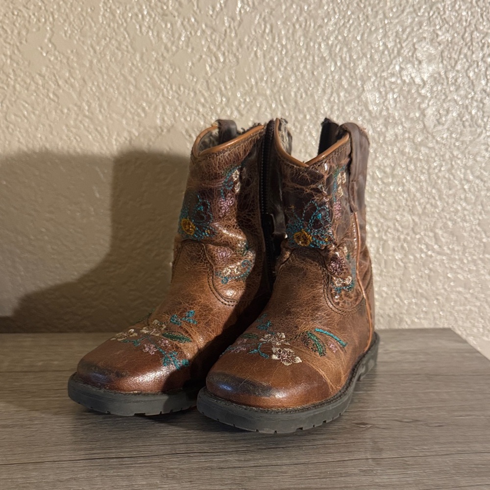 Shyanne Brown Kids Boots with Floral Embroidery